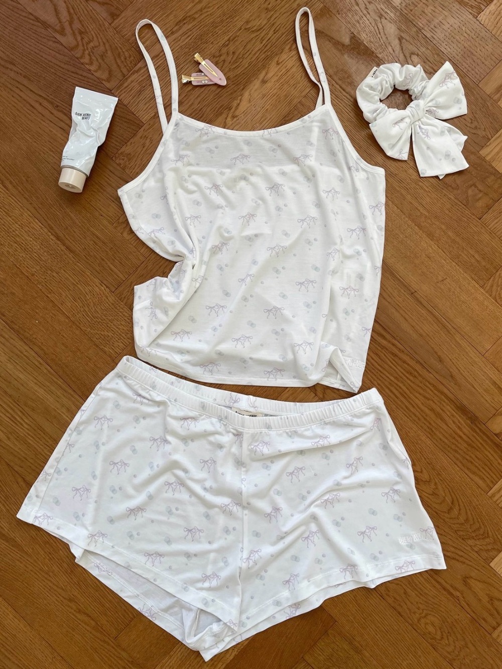 Go Slow Bubble Bliss Bow Print Cami Tank & Shorts Pajama Set Size
